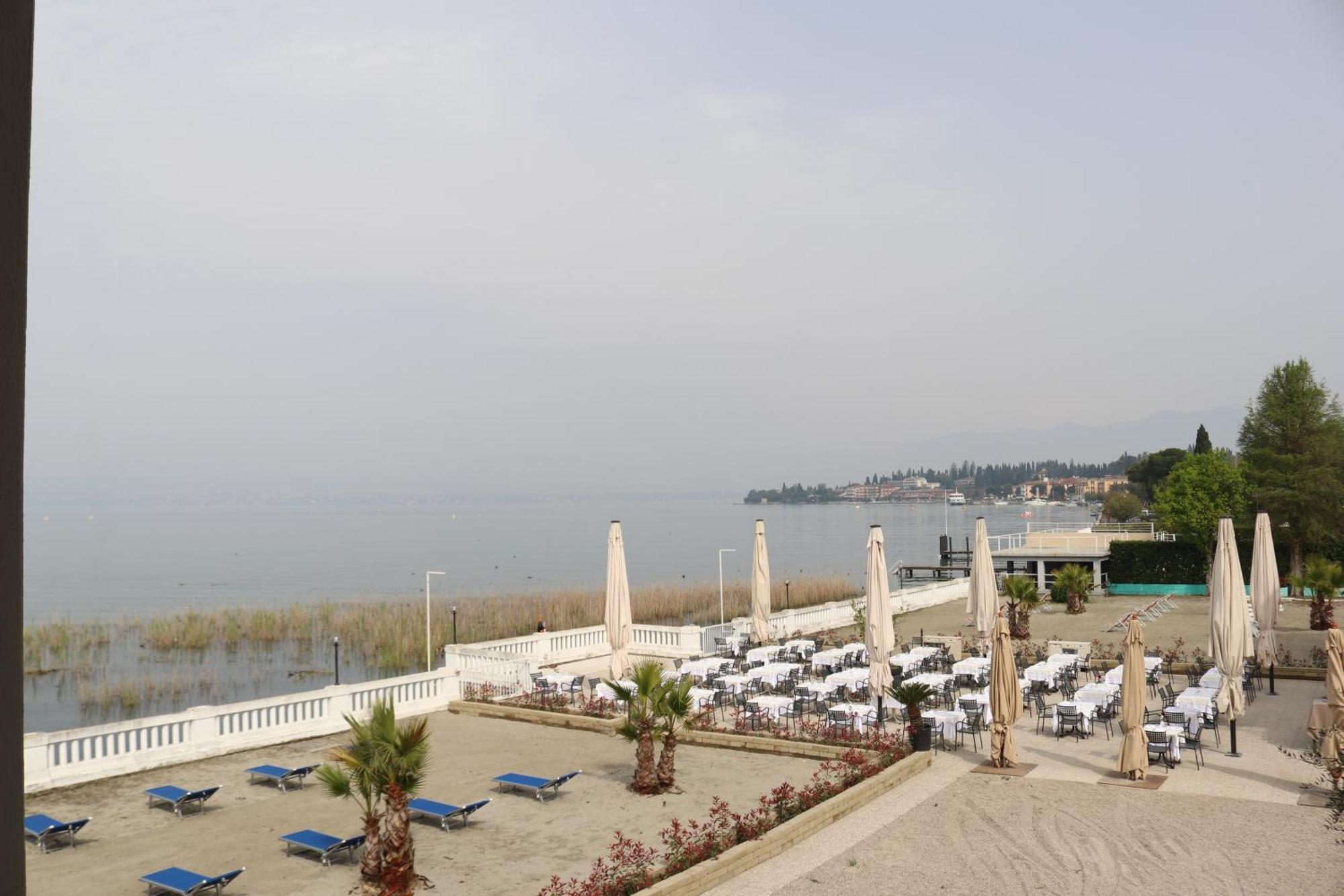 Hotel Villa Trieste 시르미오네 외부 사진