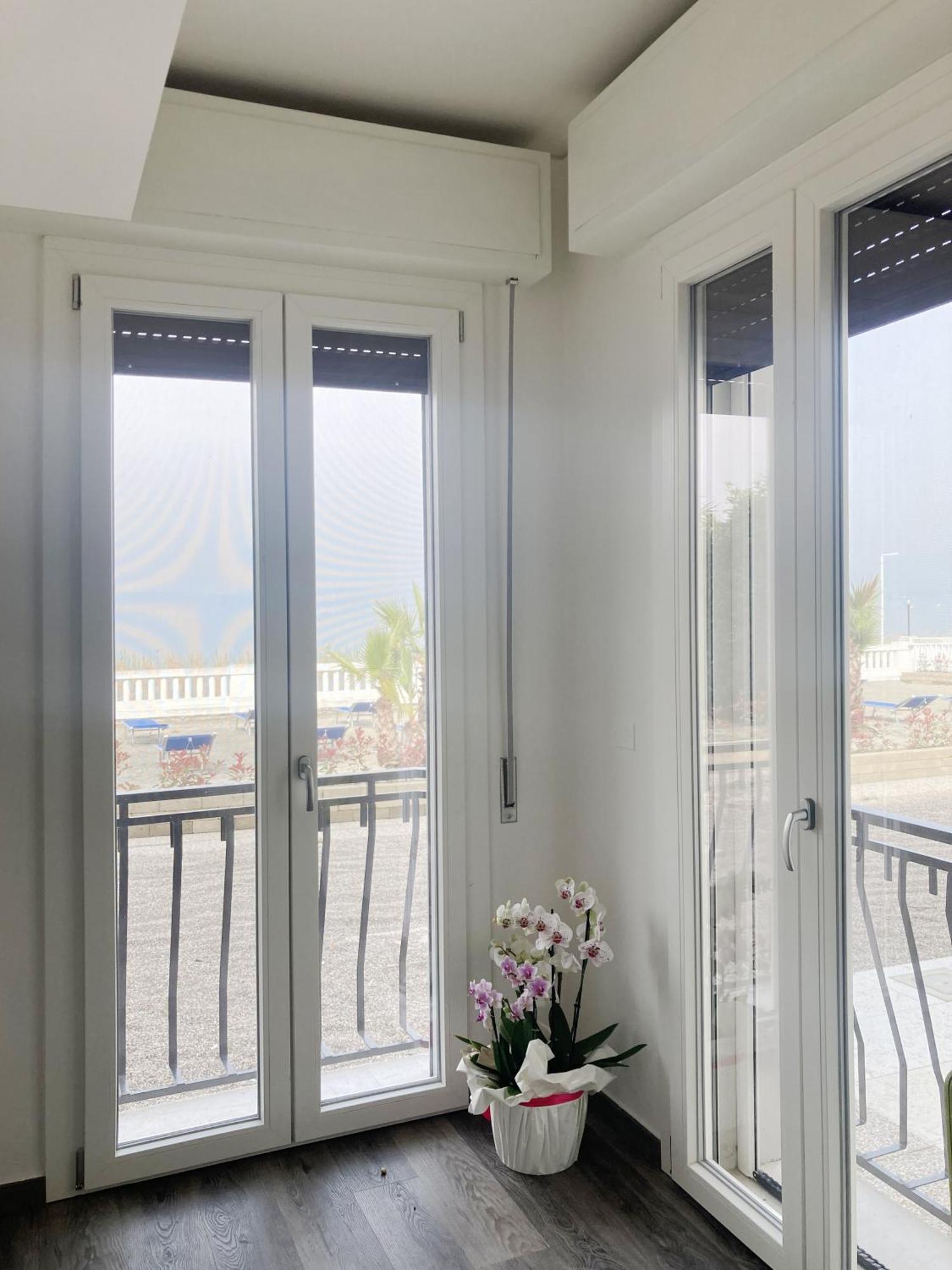 Hotel Villa Trieste 시르미오네 외부 사진