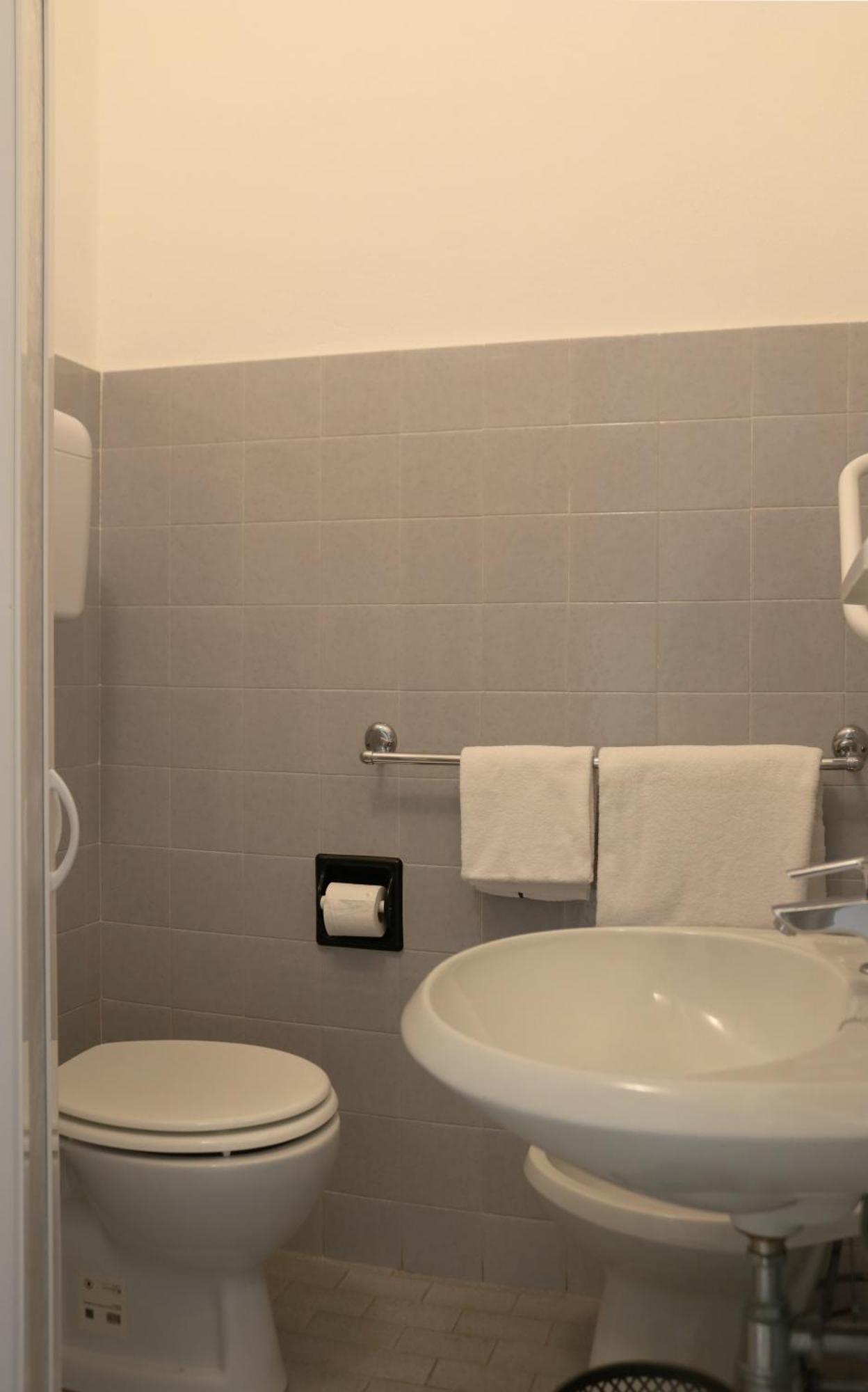 Hotel Villa Trieste 시르미오네 객실 사진